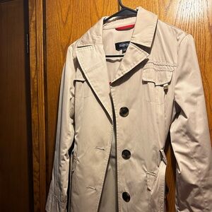 Women’s trench coat